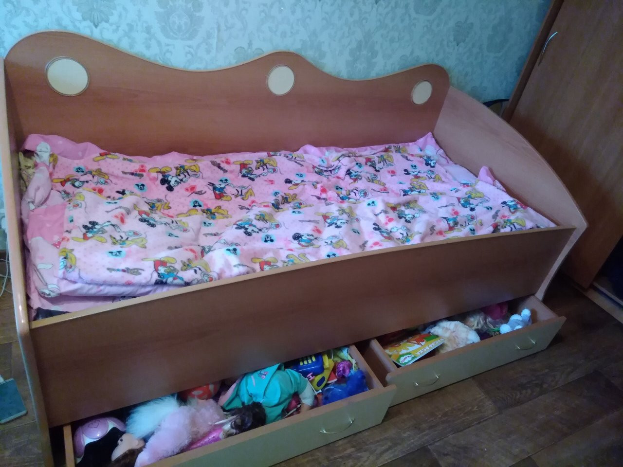 Детская кровать б/у