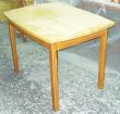 Продаю стол из натурального дерева в Кургане