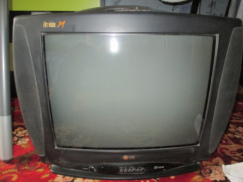 Продам телевизор lg. Телевизор LG CF-21d70. Телевизор LG 21d70. Телевизор LG CF-21d31ke 21". LG CF-20620.
