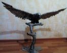Продам скульптуру металлическую орел в Москве