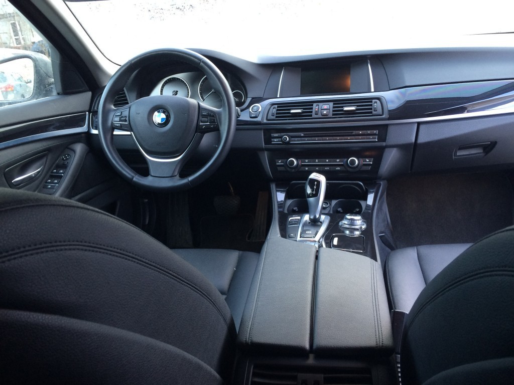 Бмв 520 2014. BMW 520i 2014. BMW 520 2014. БМВ 520 2014г. БМВ 520d 2014г уневер.