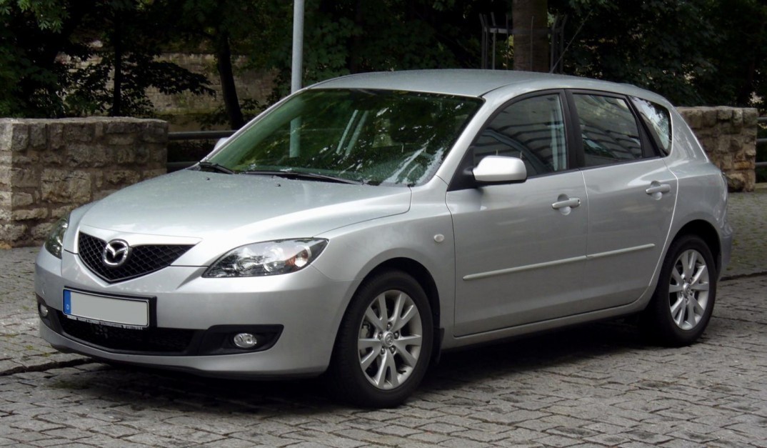 Мазда 3 1 поколение. Mazda 3 1.6 TDI. Мазда 535. Модель автомобиля Mazda 3 BK. Мазда 3 2007г