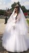 Свадебное платье+колье, серьги, перчатки в подарок в Москве
