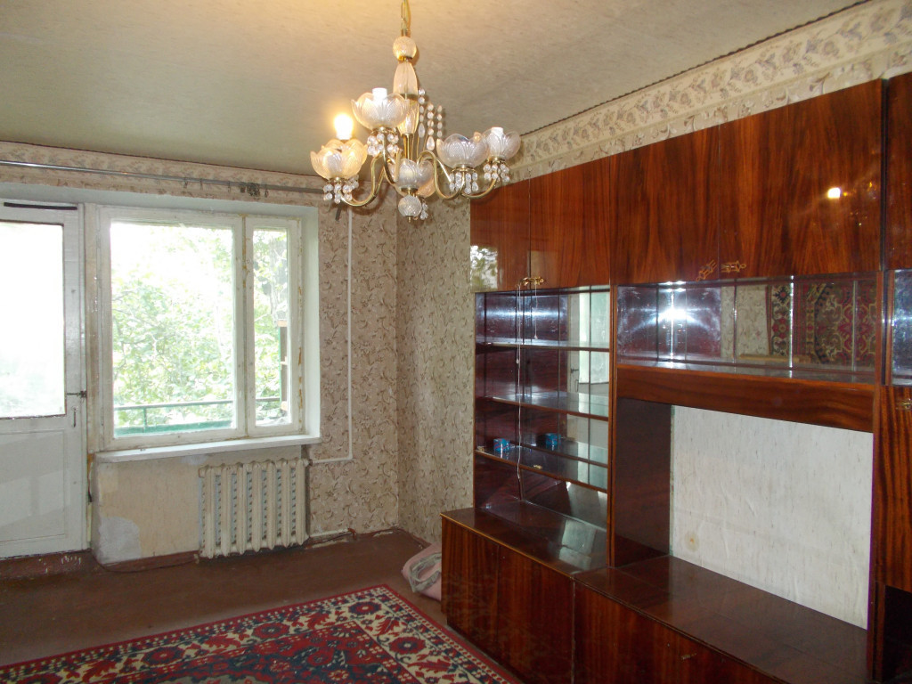 Купить квартиру в таганроге 2х. Таганрог квартиры. Продается комната. Жилье в Таганроге. Апартаменты в Таганроге.
