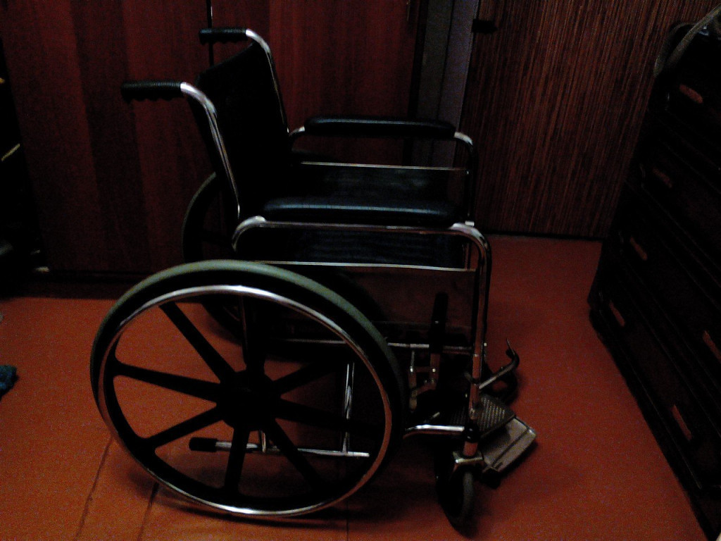 Авито инвалидные коляски б у купить. Инвалидная коляска папа Карлеоне. Инвалидная коляска DAB.