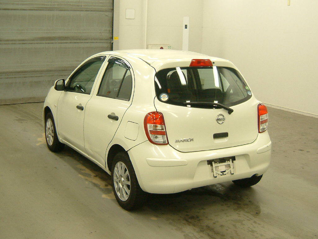 Nissan March 2013