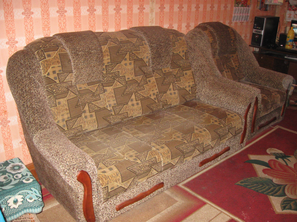 Авито мебель б у г. Диван в хорошем состоянии. Барахолка мебель. Барахолка диваны. Бэушный диван.