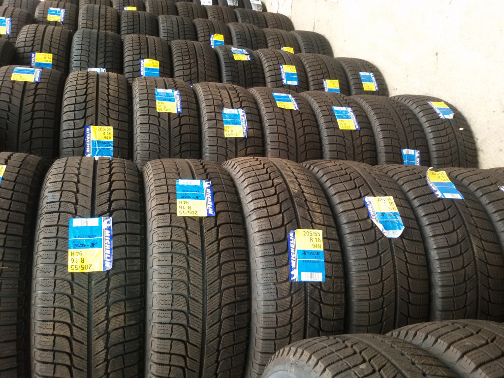 Michelin x ice 3 r16. Michelin x Ice Snow 205/55 r16. Michelin Radial x 205/55 r16. Michelin x lt a/s.