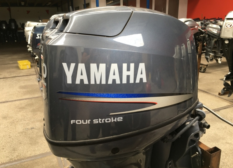 Купить мотор ямаха красноярске. Yamaha f50 мотор. Лодочный мотор Yamaha f50hetl. Мотор Yamaha f60. Мотор Yamaha 60.