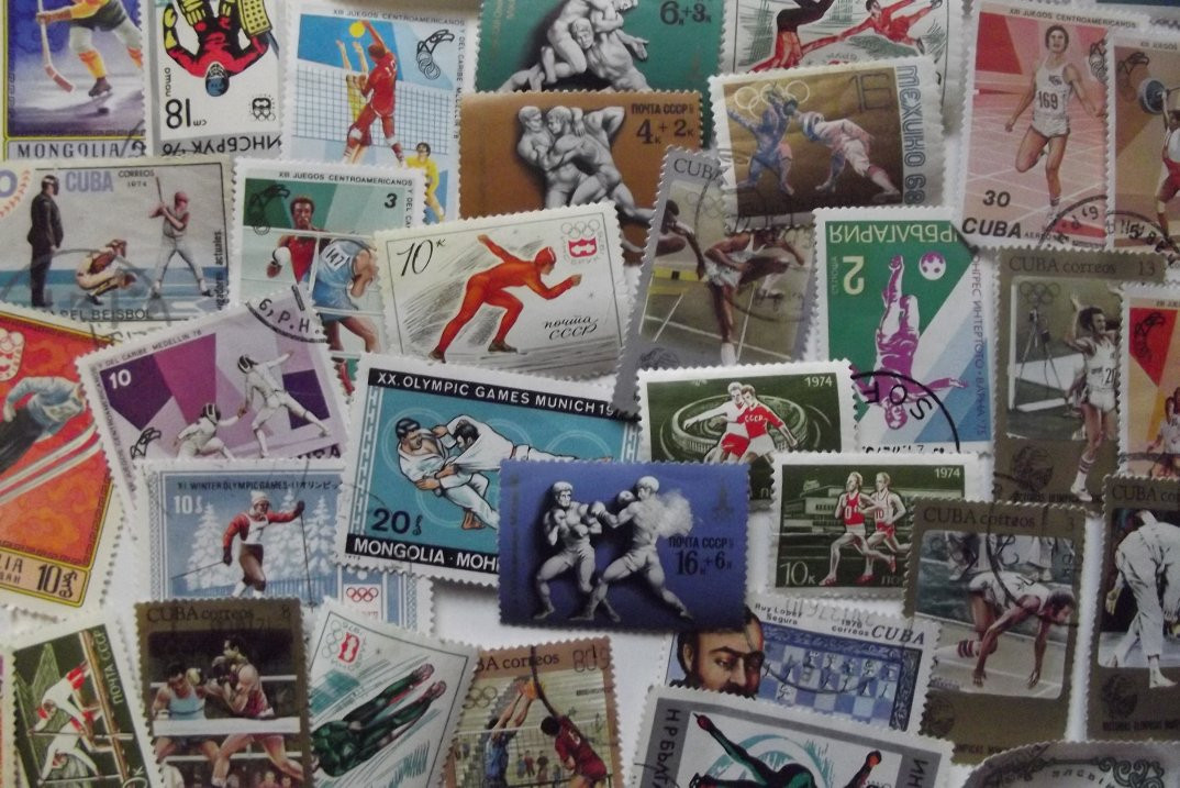 У мальчика была коллекция марок. Коллекция марок. Коллекция марок игра. Коллекция марок в детском саду. Томские марки.
