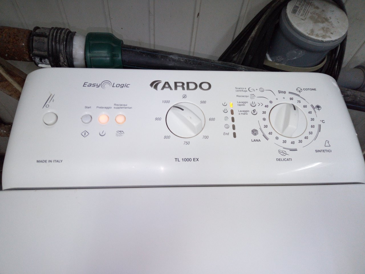 Ardo вертикальной загрузки. Вертикальная стиральная машинка Ардо TL 1000ex. Ардо tl800ex. Стиральная машинка Ardo tl800ex. Вертикальная стиральная машинка Ardo TL 800 ex.