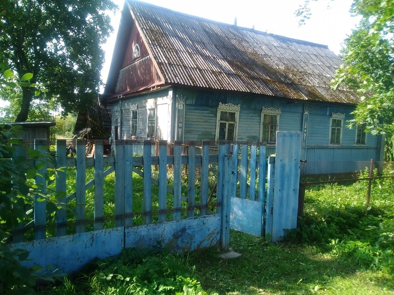 Участки дома псковская область. Дом Псковская область. Деревня Трубниково. Дома в Псковской области. Дом в Подборовье Псковской области.