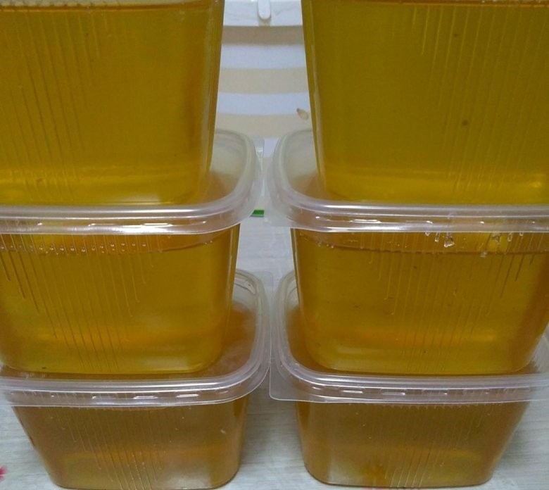 Реализовать мед оптом по хорошей. Фасовка меда. Мед фасованный. Продаем фасованный мёд. Расфасуем мёд.