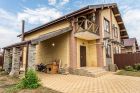Двухэтажный дом в закрытом коттеджном посёлке в Краснодаре