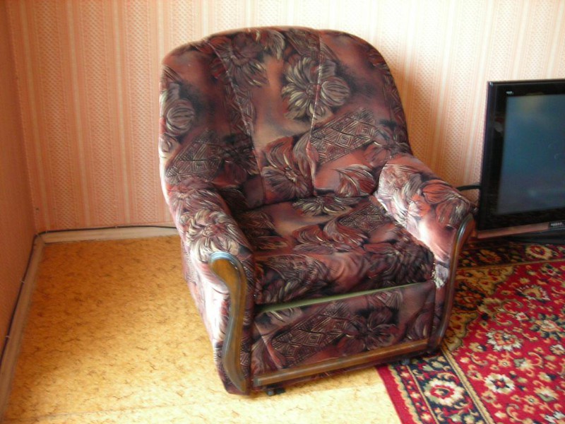 Авито мебель кресло диван. Кресло объявления. Барахолка кресло кровать. Диван кресло б/у. Кресла б/у.