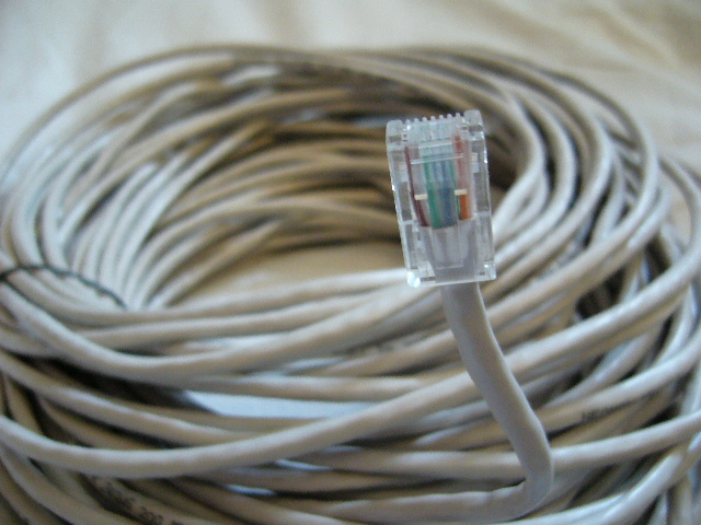 Интернет кабель для дома. Провод вай фай 30 метров. Лан провод для интернета 30 метров. Интернет кабель 20 метров.