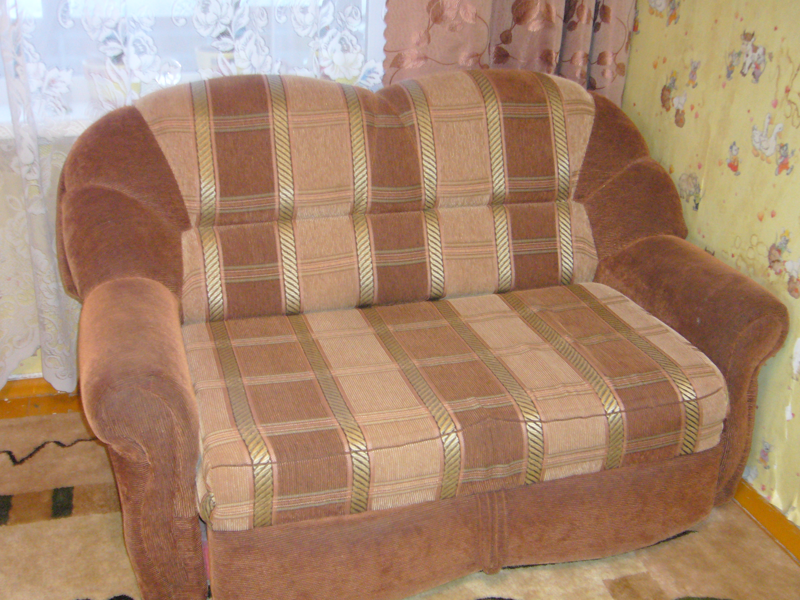 Авито мебель кресло диван. Мягкая мебель б/у. Диван б/у. Диван в хорошем состоянии. Диван даром.