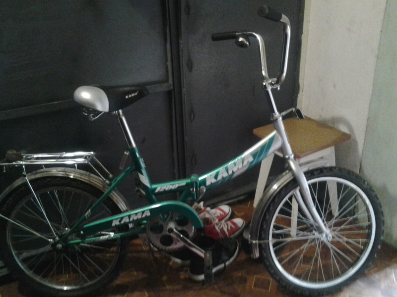 Велосипед кама диаметр колеса. Велосипед Велта Кама 2000. Велосипед стелс Кама. Советский велосипед Велта Кама. Велосипед Кама 2000 темно зеленый.